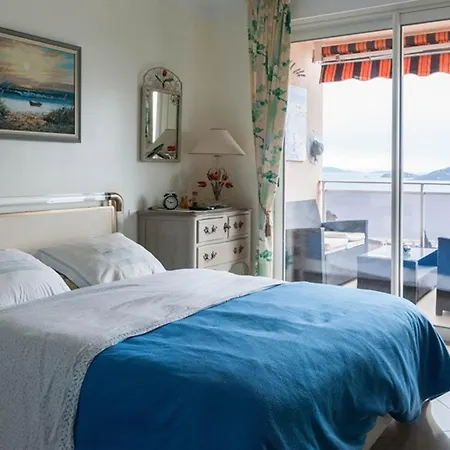 Beau 3 Pieces Au Lavandou Avec Terrasse Et Parking - Fr-1-803-34 Apartment Le Lavandou